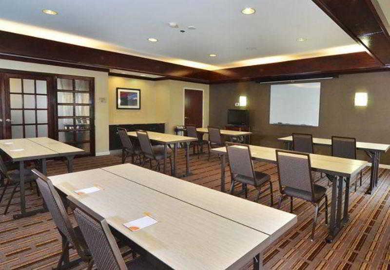 Courtyard By Marriott Indianapolis South Hotel Ngoại thất bức ảnh